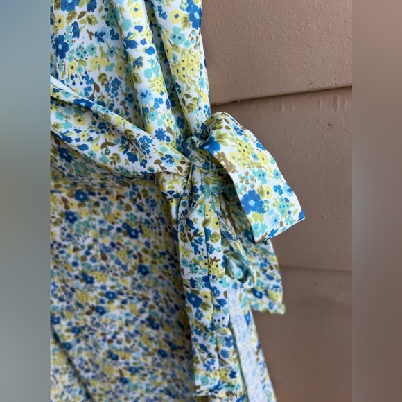 Altar’d State Green Floral Midi Dress Faux Wrap Women's Size Medium - Picture 5 of 8